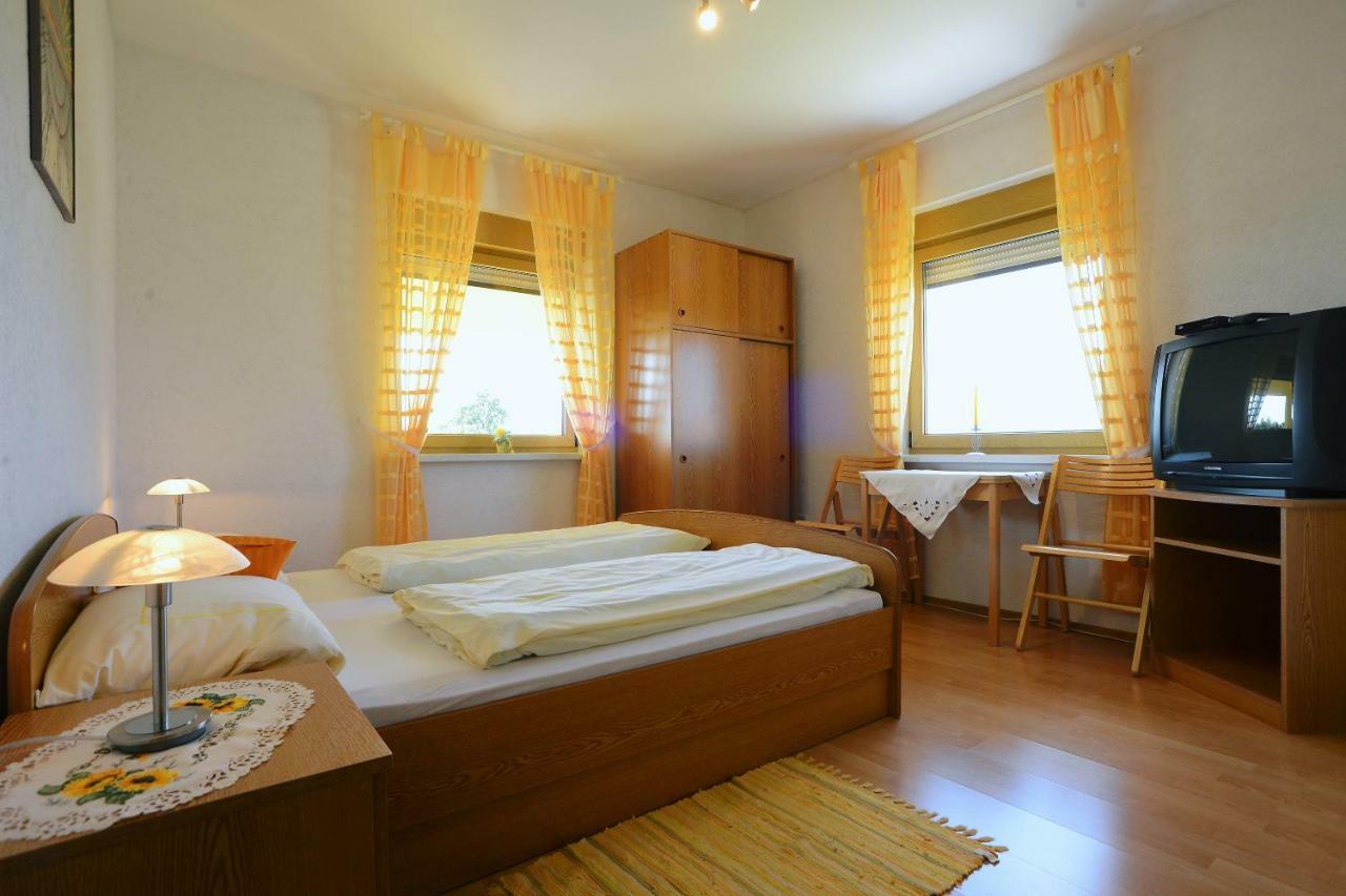 Ferienhaus Tomic Nedescina Ngoại thất bức ảnh