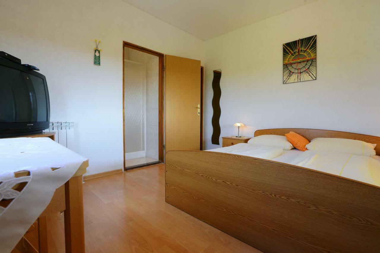Ferienhaus Tomic Nedescina Ngoại thất bức ảnh